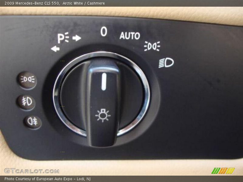 Arctic White / Cashmere 2009 Mercedes-Benz CLS 550