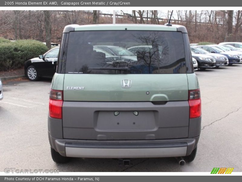 Galapagos Green Metallic / Gray/Green 2005 Honda Element EX AWD