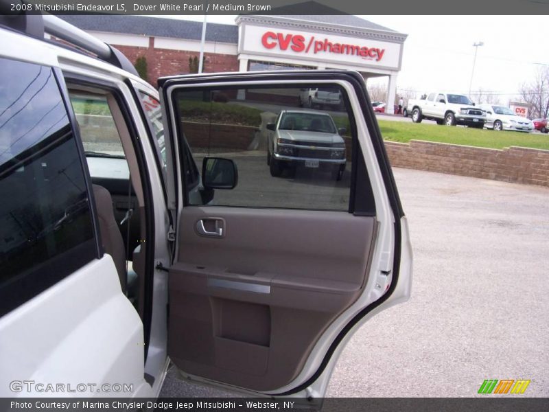 Dover White Pearl / Medium Brown 2008 Mitsubishi Endeavor LS