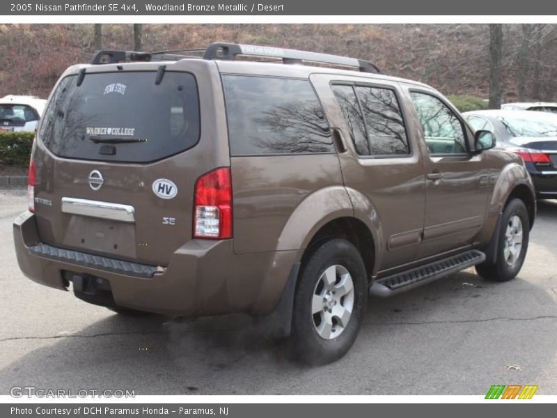 Woodland Bronze Metallic / Desert 2005 Nissan Pathfinder SE 4x4