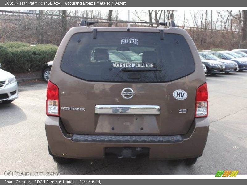 Woodland Bronze Metallic / Desert 2005 Nissan Pathfinder SE 4x4