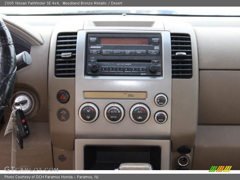 Woodland Bronze Metallic / Desert 2005 Nissan Pathfinder SE 4x4