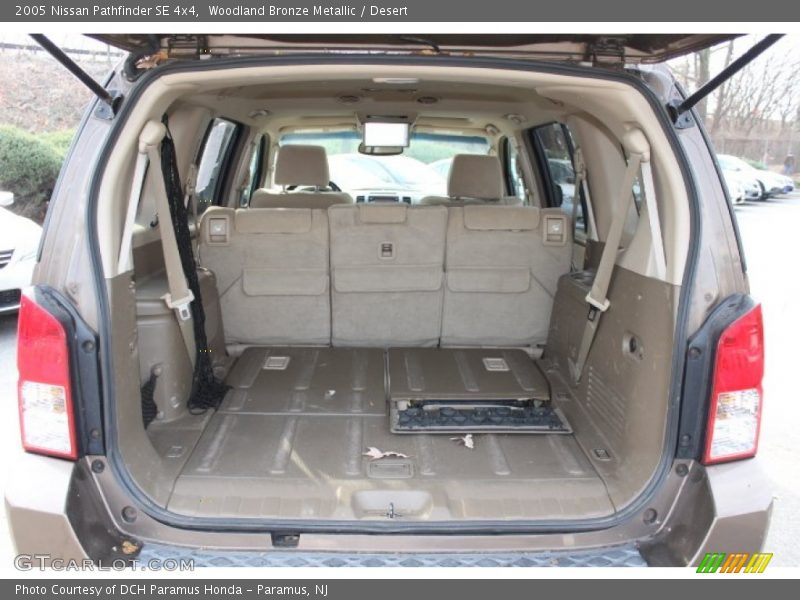 Woodland Bronze Metallic / Desert 2005 Nissan Pathfinder SE 4x4