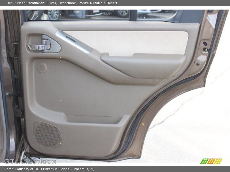 Woodland Bronze Metallic / Desert 2005 Nissan Pathfinder SE 4x4