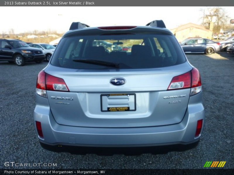 Ice Silver Metallic / Black 2013 Subaru Outback 2.5i