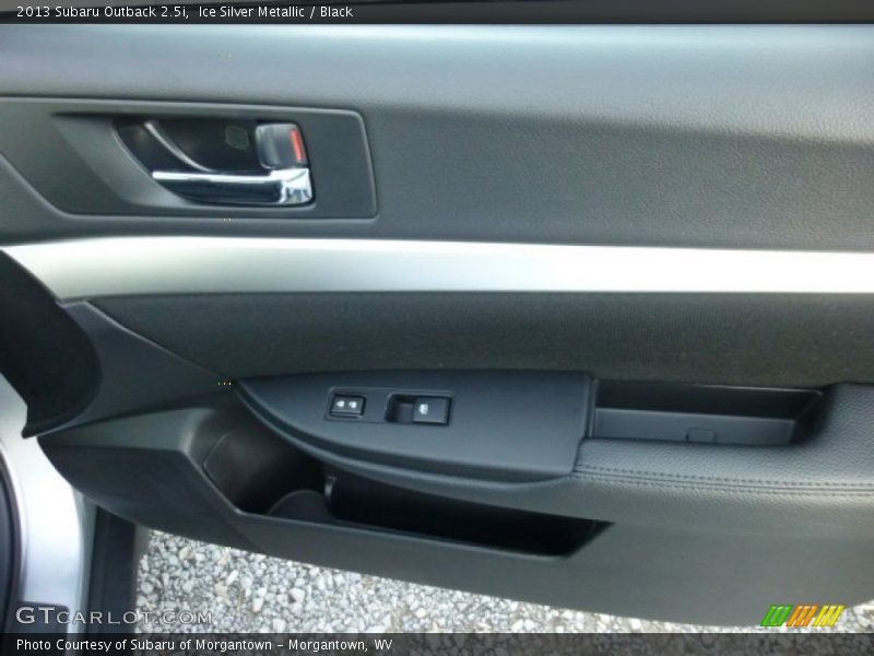 Ice Silver Metallic / Black 2013 Subaru Outback 2.5i