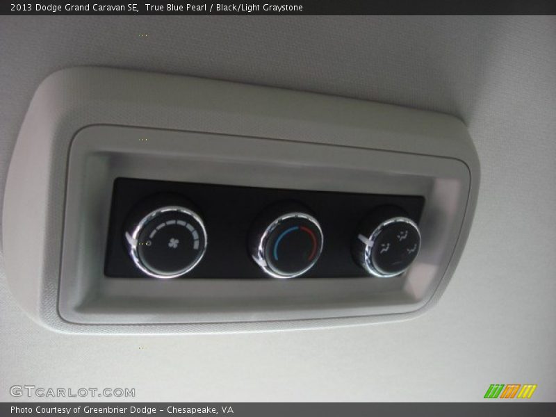 True Blue Pearl / Black/Light Graystone 2013 Dodge Grand Caravan SE