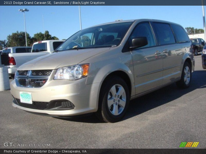Sandstone / Black/Light Graystone 2013 Dodge Grand Caravan SE