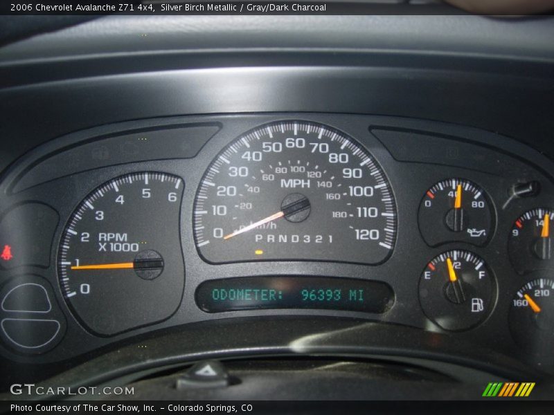 Silver Birch Metallic / Gray/Dark Charcoal 2006 Chevrolet Avalanche Z71 4x4