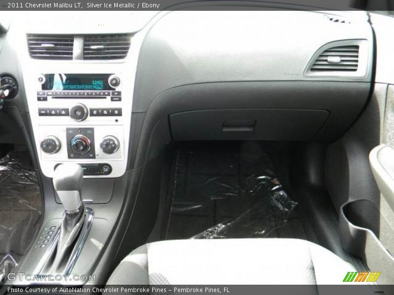 Silver Ice Metallic / Ebony 2011 Chevrolet Malibu LT