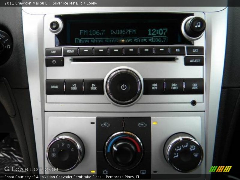Silver Ice Metallic / Ebony 2011 Chevrolet Malibu LT