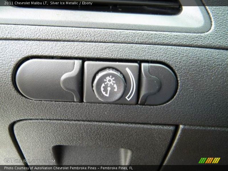 Silver Ice Metallic / Ebony 2011 Chevrolet Malibu LT