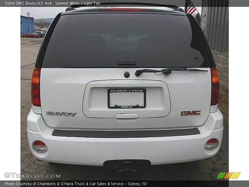 Summit White / Light Tan 2004 GMC Envoy SLT 4x4