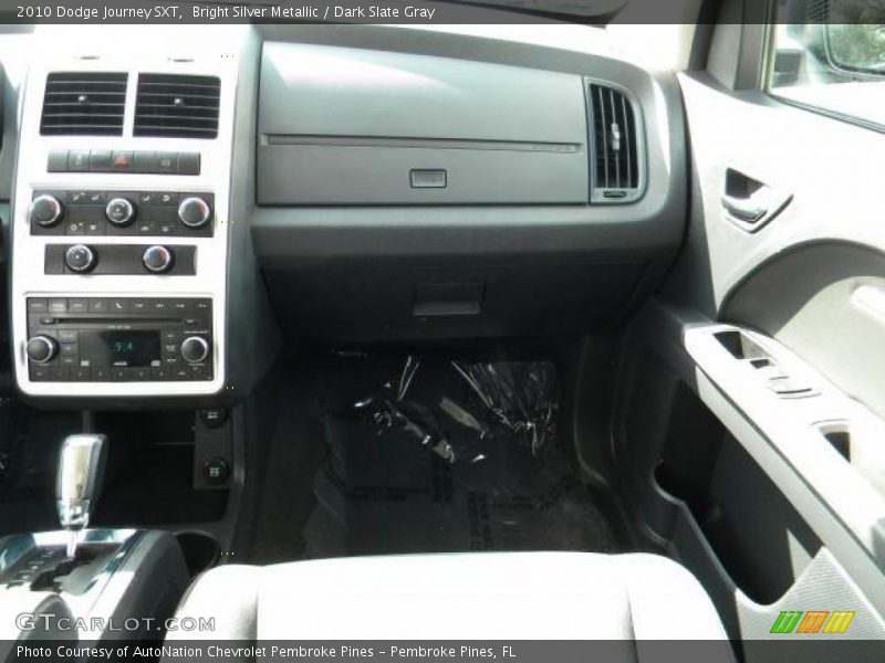 Bright Silver Metallic / Dark Slate Gray 2010 Dodge Journey SXT