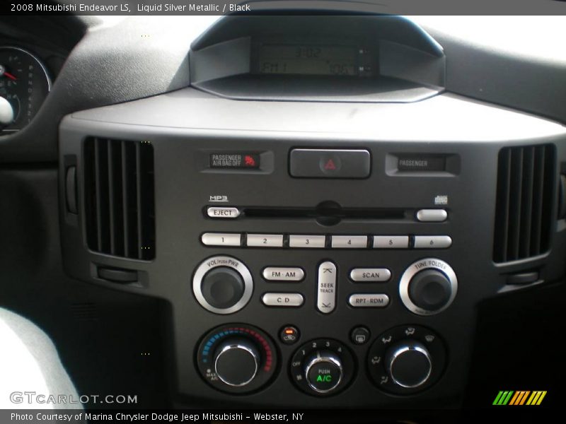 Liquid Silver Metallic / Black 2008 Mitsubishi Endeavor LS