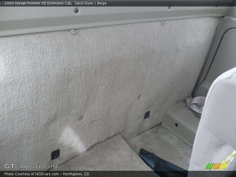 Sand Dune / Beige 2000 Nissan Frontier XE Extended Cab