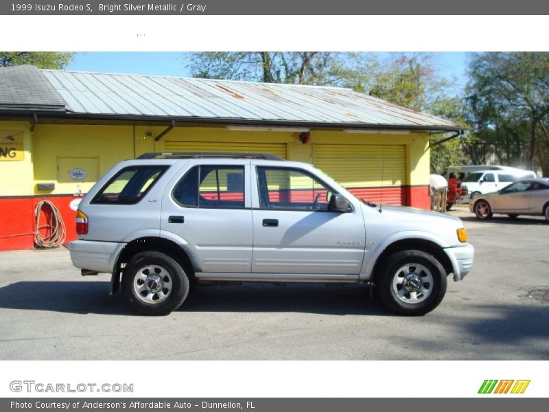 Bright Silver Metallic / Gray 1999 Isuzu Rodeo S