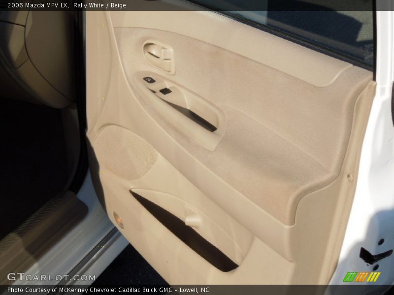 Rally White / Beige 2006 Mazda MPV LX
