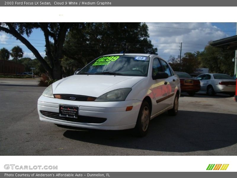 Cloud 9 White / Medium Graphite 2003 Ford Focus LX Sedan