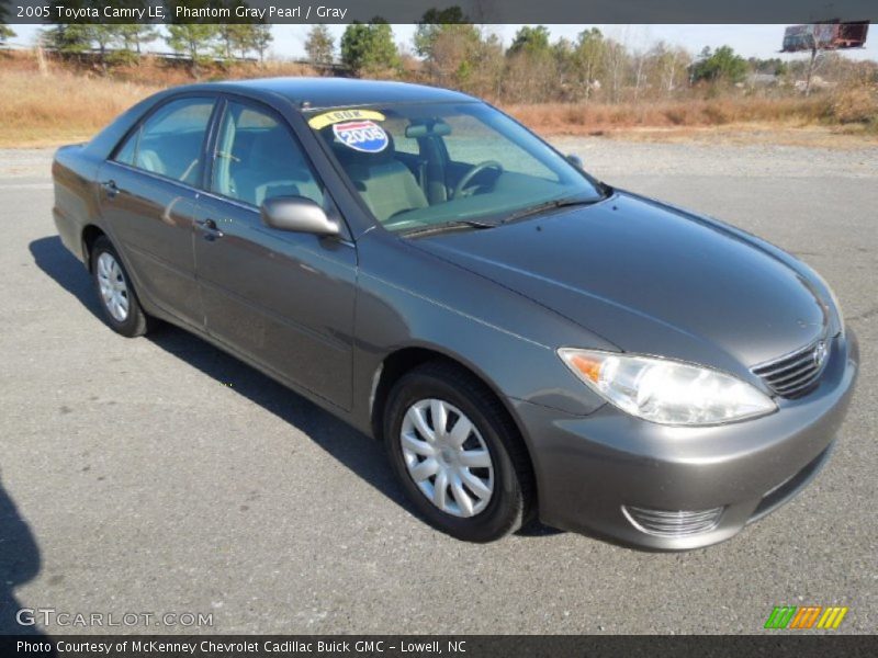 Phantom Gray Pearl / Gray 2005 Toyota Camry LE