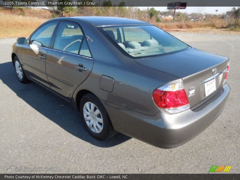 Phantom Gray Pearl / Gray 2005 Toyota Camry LE