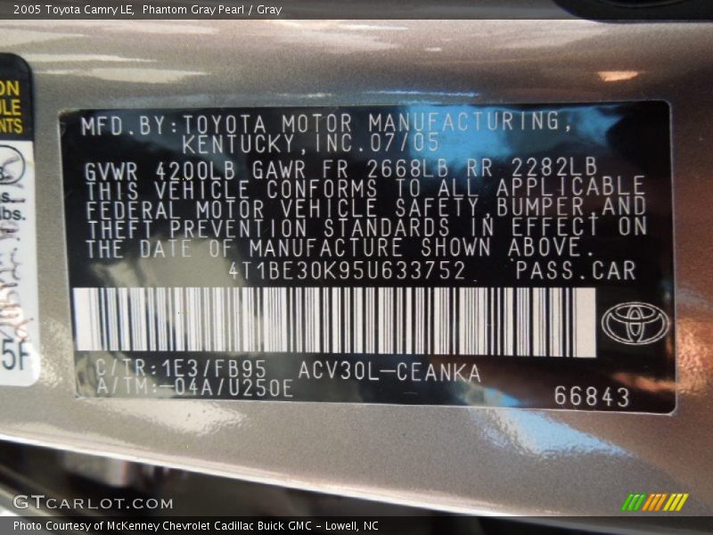 Phantom Gray Pearl / Gray 2005 Toyota Camry LE