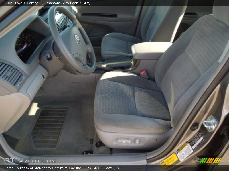 Phantom Gray Pearl / Gray 2005 Toyota Camry LE