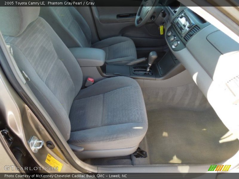 Phantom Gray Pearl / Gray 2005 Toyota Camry LE