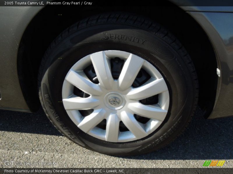 Phantom Gray Pearl / Gray 2005 Toyota Camry LE
