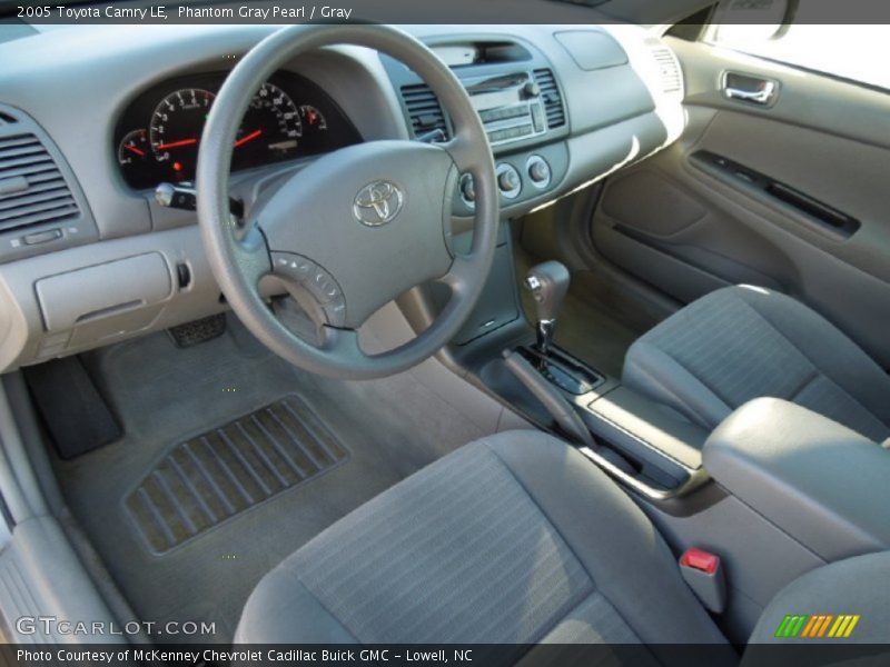 Phantom Gray Pearl / Gray 2005 Toyota Camry LE