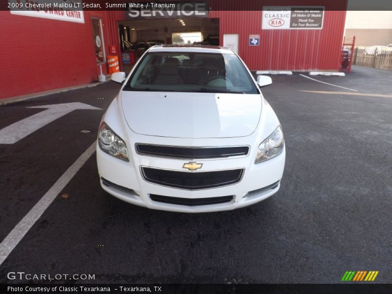 Summit White / Titanium 2009 Chevrolet Malibu LT Sedan