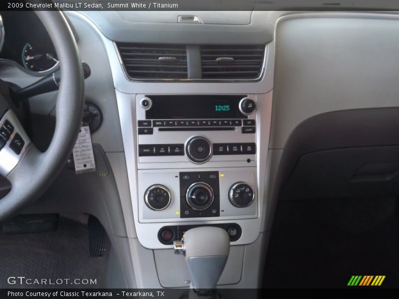 Summit White / Titanium 2009 Chevrolet Malibu LT Sedan