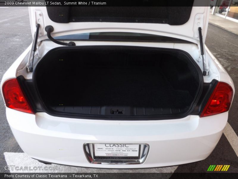 Summit White / Titanium 2009 Chevrolet Malibu LT Sedan