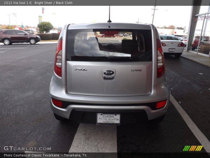 Bright Silver / Black Cloth 2013 Kia Soul 1.6