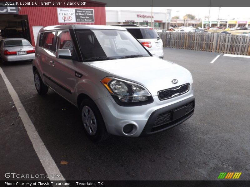 Bright Silver / Black Cloth 2013 Kia Soul 1.6