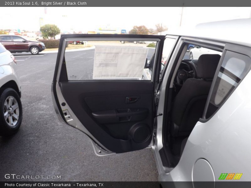 Bright Silver / Black Cloth 2013 Kia Soul 1.6