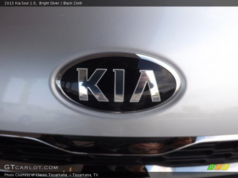 Bright Silver / Black Cloth 2013 Kia Soul 1.6