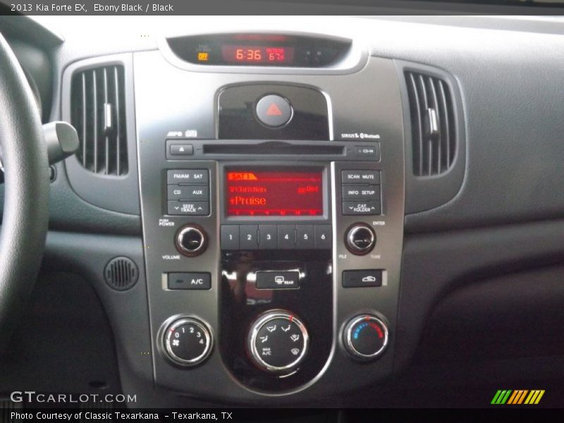 Ebony Black / Black 2013 Kia Forte EX