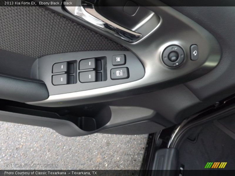 Ebony Black / Black 2013 Kia Forte EX