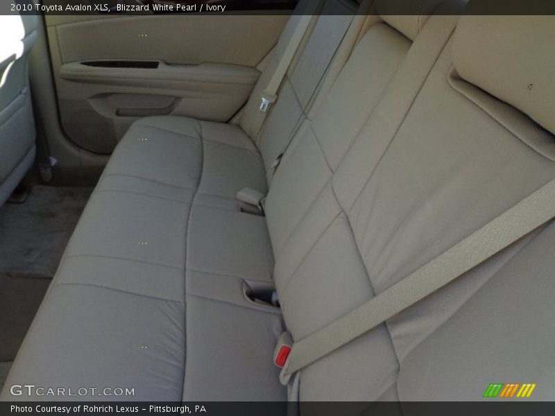 Blizzard White Pearl / Ivory 2010 Toyota Avalon XLS