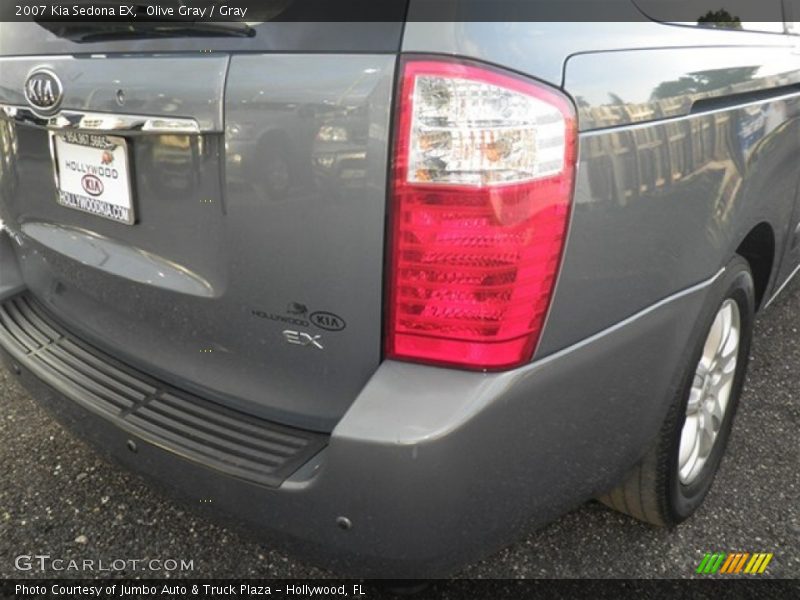 Olive Gray / Gray 2007 Kia Sedona EX