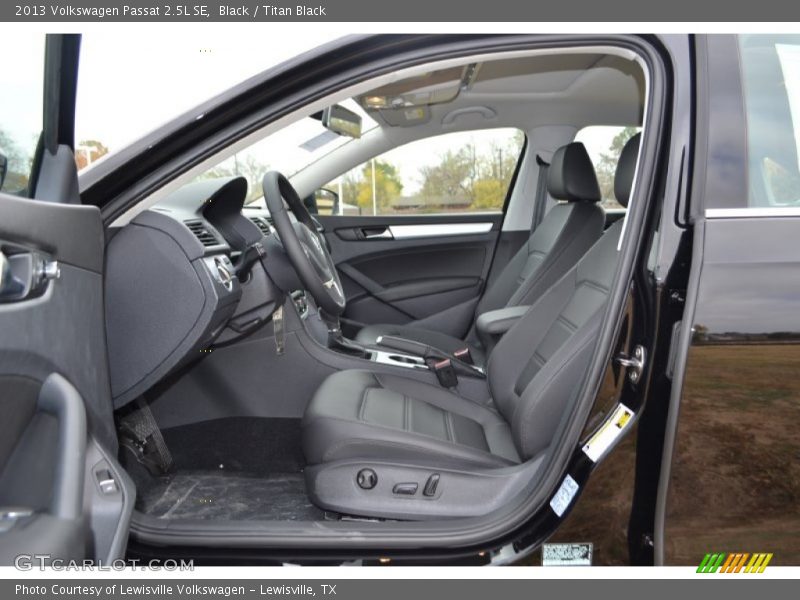 Black / Titan Black 2013 Volkswagen Passat 2.5L SE