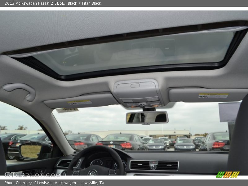 Black / Titan Black 2013 Volkswagen Passat 2.5L SE