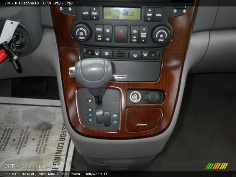 Olive Gray / Gray 2007 Kia Sedona EX