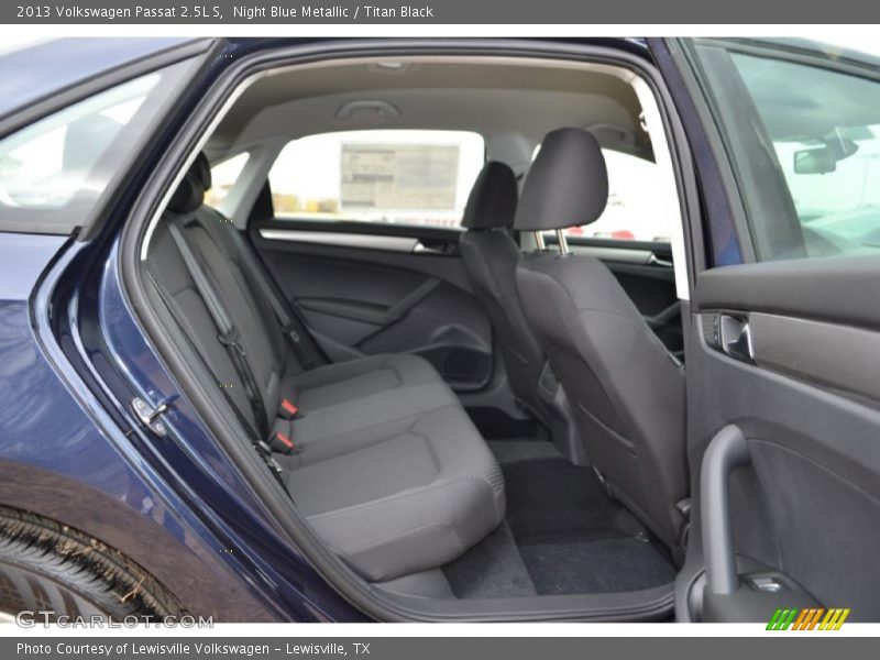 Night Blue Metallic / Titan Black 2013 Volkswagen Passat 2.5L S