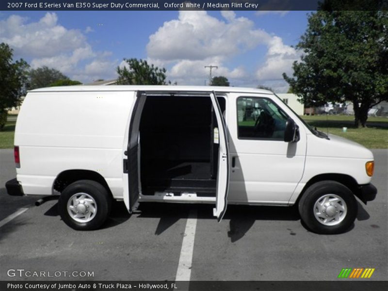 Oxford White / Medium Flint Grey 2007 Ford E Series Van E350 Super Duty Commercial