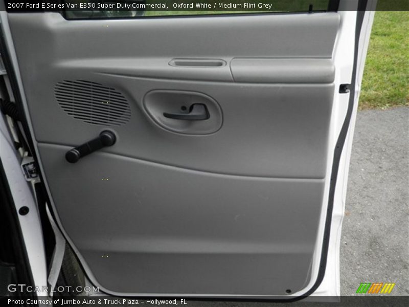 Oxford White / Medium Flint Grey 2007 Ford E Series Van E350 Super Duty Commercial