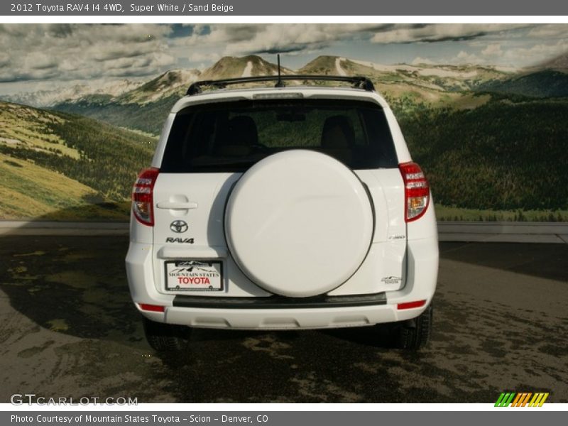 Super White / Sand Beige 2012 Toyota RAV4 I4 4WD