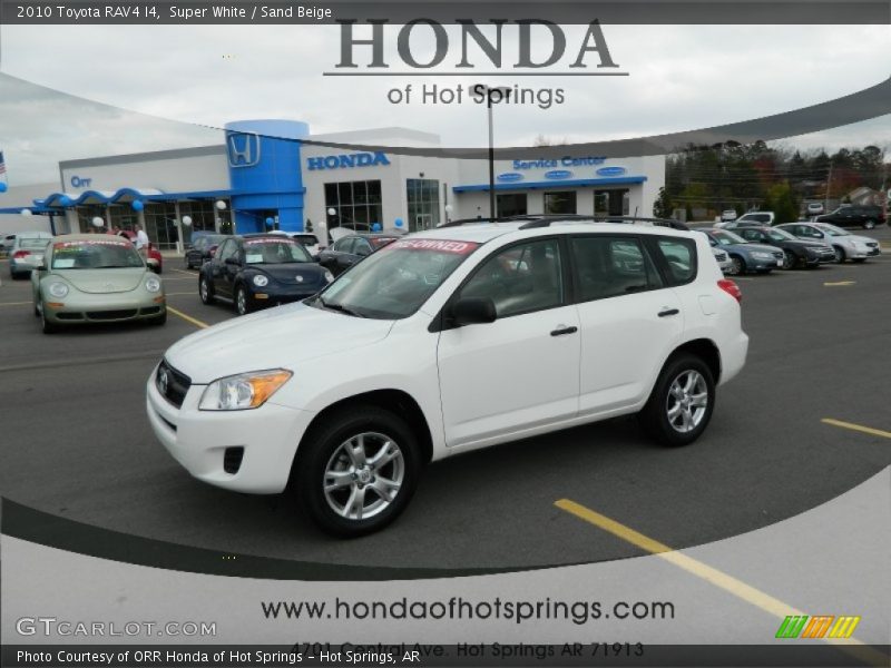 Super White / Sand Beige 2010 Toyota RAV4 I4