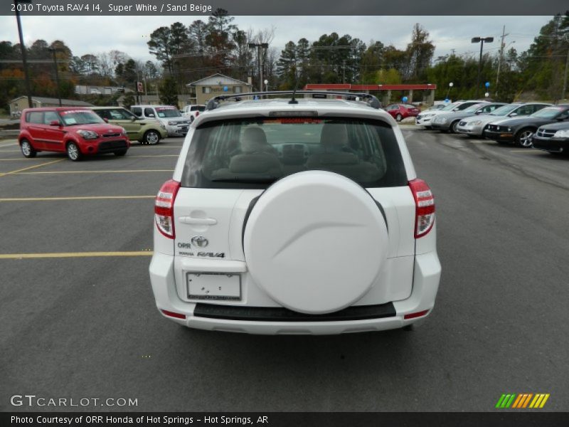 Super White / Sand Beige 2010 Toyota RAV4 I4